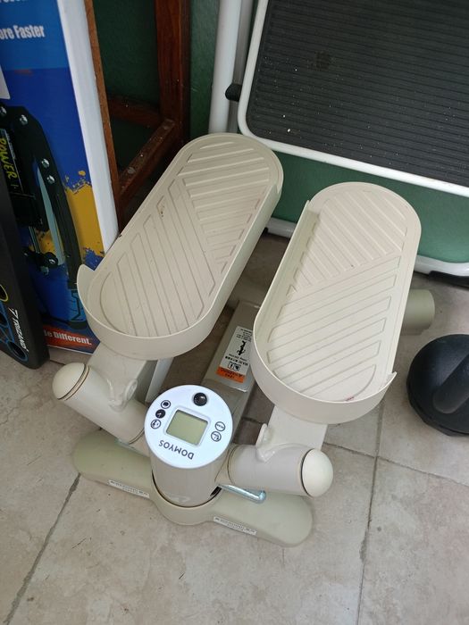 Vând tot ce se vede vând tot ce se vede