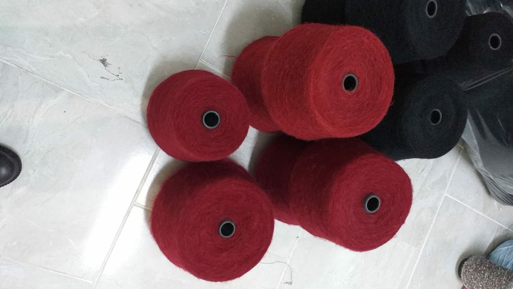 Кид мохер стоковая нить