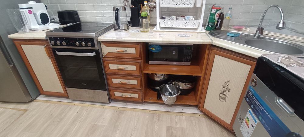 Кухонный гарнитур