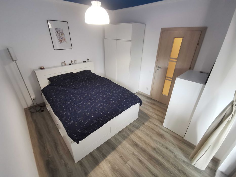 Centrala/ 3 camere/ Bloc 2015/ 2 Băi/ Parcare/ Balcon/Aer Conditionat