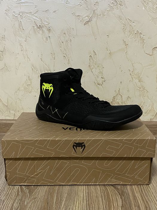 Venum Training Camp 4.0 новые