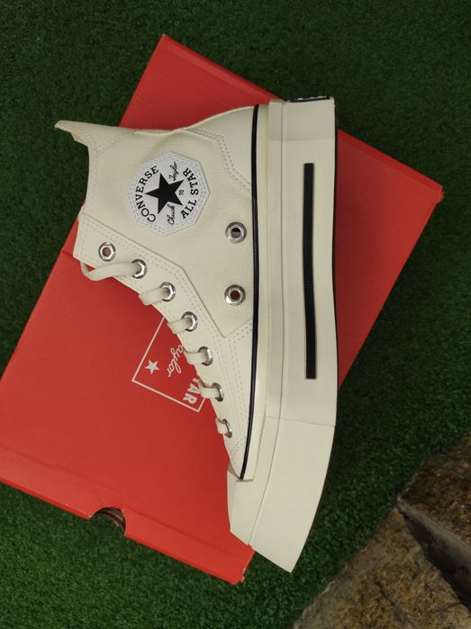 Сандали UGG, TOMMY JEANS,Dr Martens, Converse