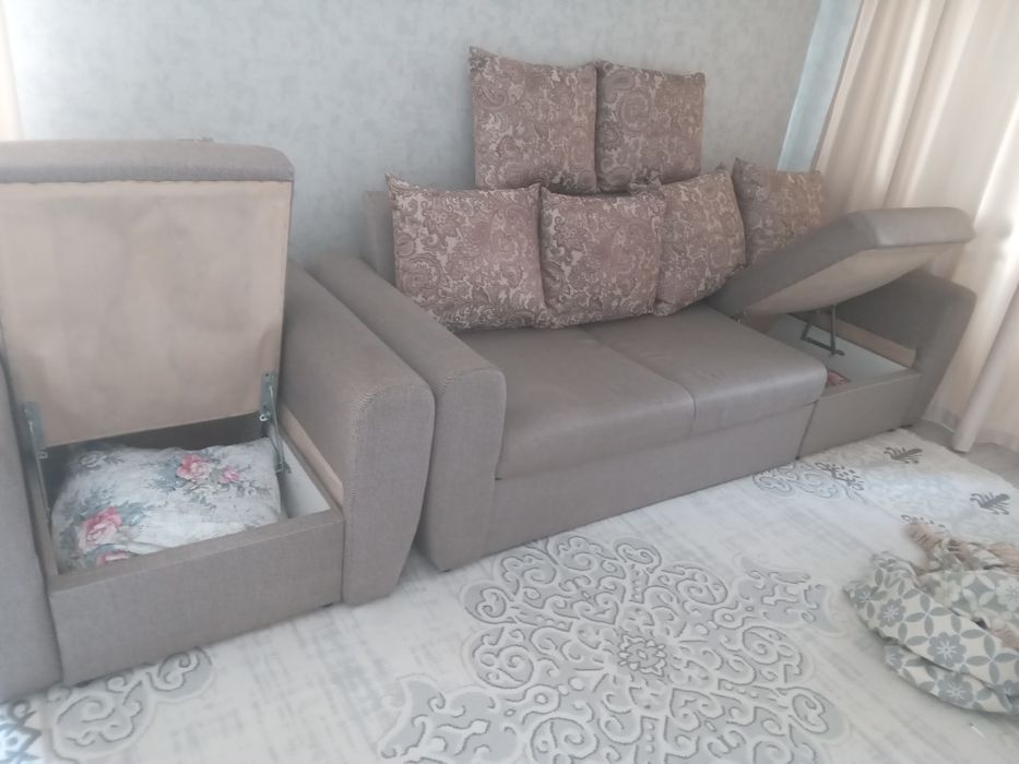 Диван + 2 кресло сатылады.