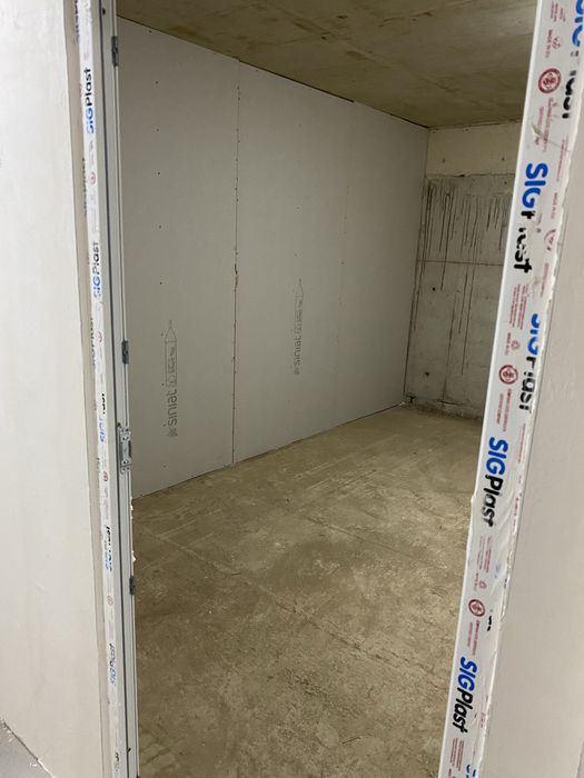 Boxă depozitare 18 m² – Pantelimon | Nouă | Sigură | Acces LIFT