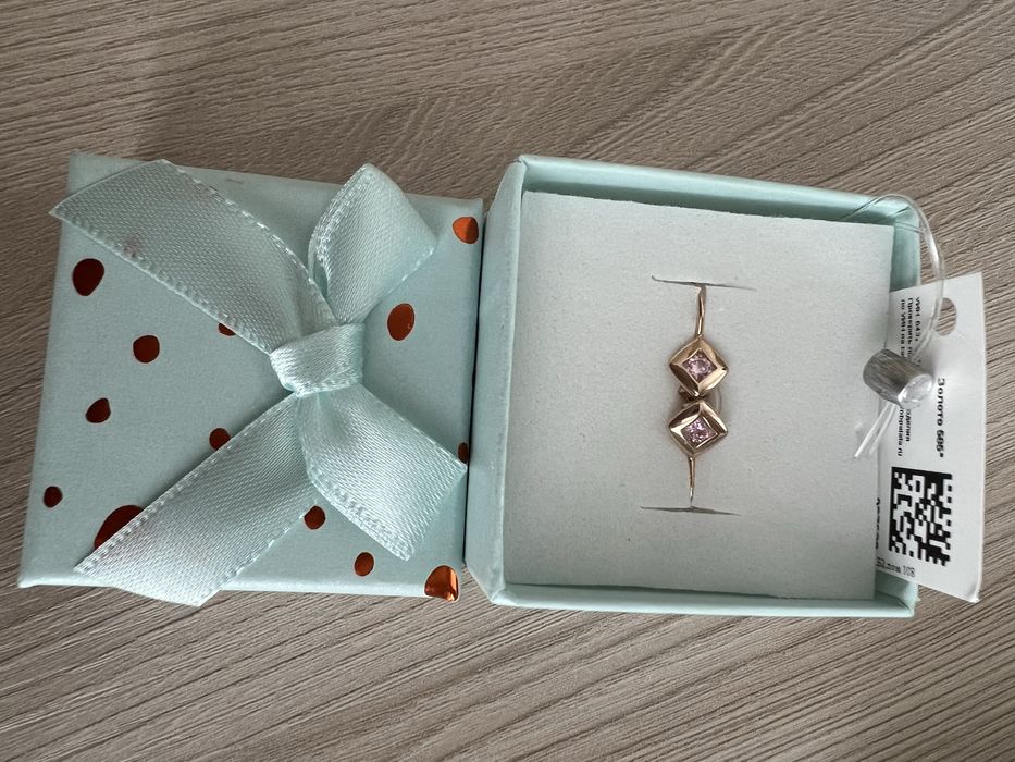 Продаются детские  серьги