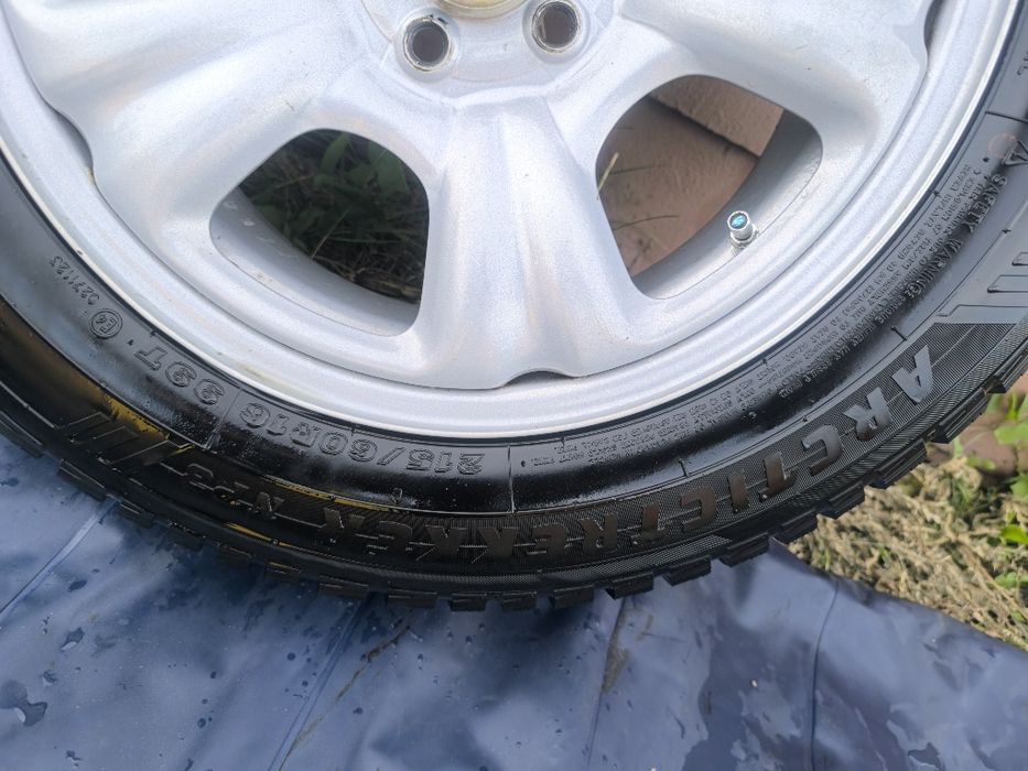 Продам шины 215*60 R16