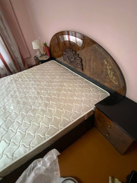 Мебель для спальни, кровать двухспалка с матрасом, шкаф и трюмо
