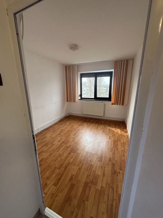Apartament 3 camere hipodrom microhala