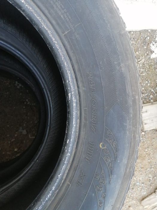 Автошины зимние 245/65/17