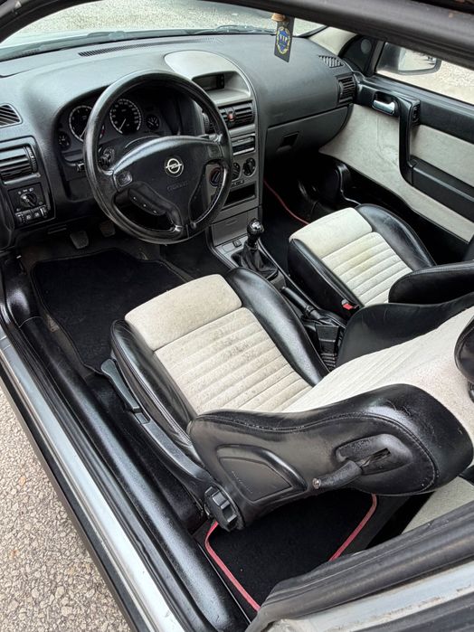 Опел астра .газ бензин