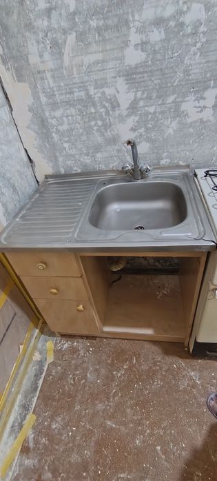 Oshxona mebel moykasi qoʻshib beriladi tekinga