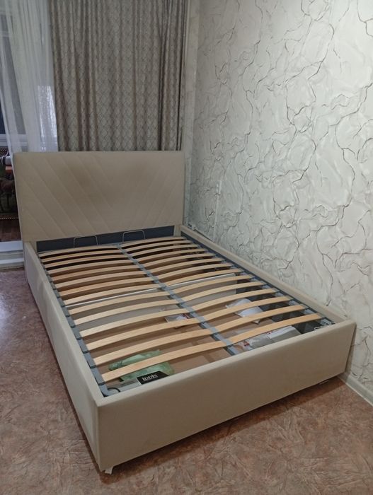 Продам кровать..