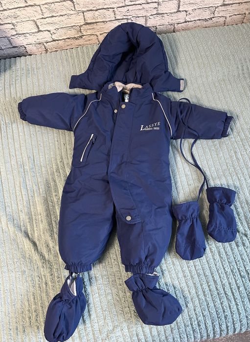 Продам детский зимний комбенизон