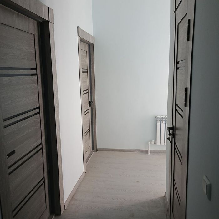 2 хоналик 3 каватда жойлашган квартира оилага ижарага берилади.