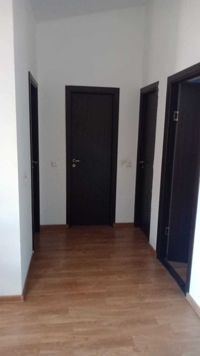 Apartament mare in vila cu curte/parcare