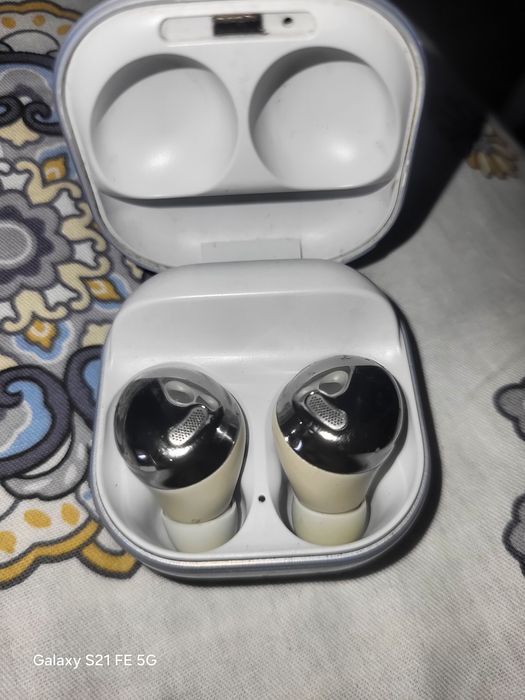 Samsung buds pro