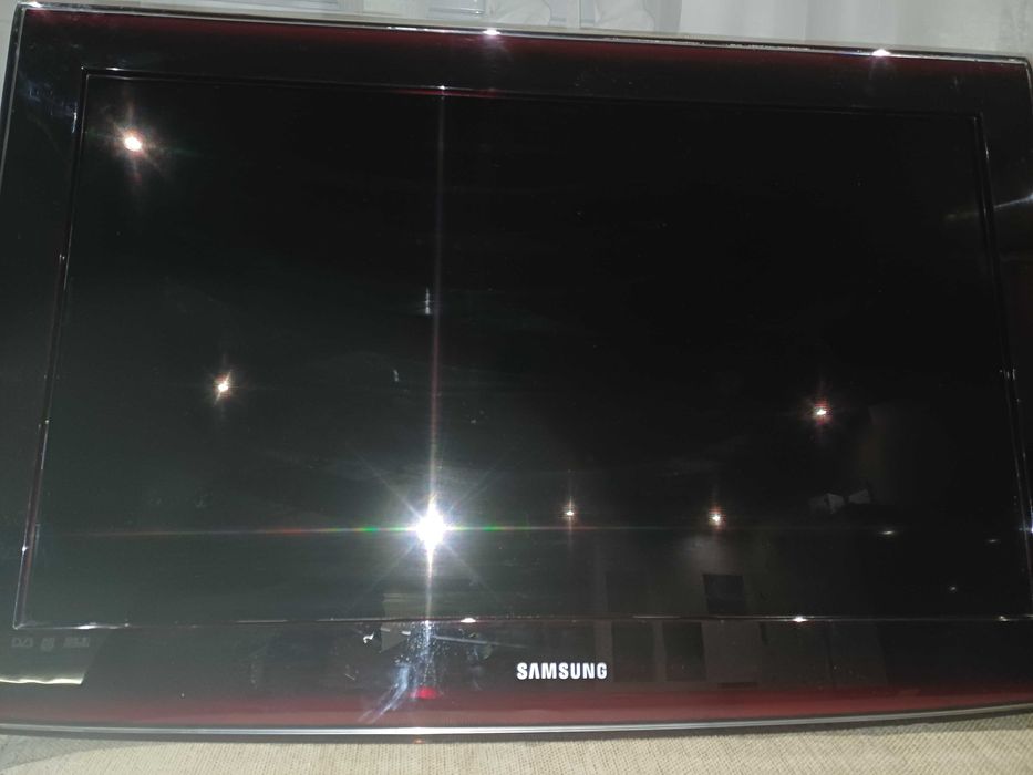 Телевизор Samsung 32'