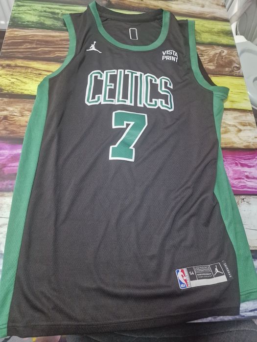 5 tricouri xxl pret 200 lei toate