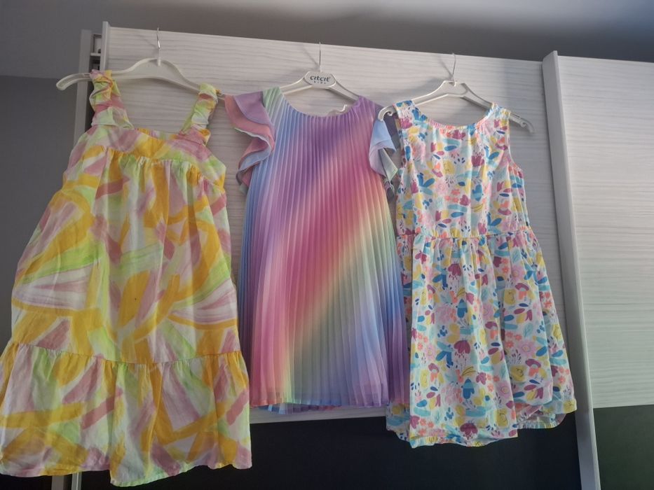 Всичко в обявата по 10 лв Рокля с коланче за момиче 3 -4г.