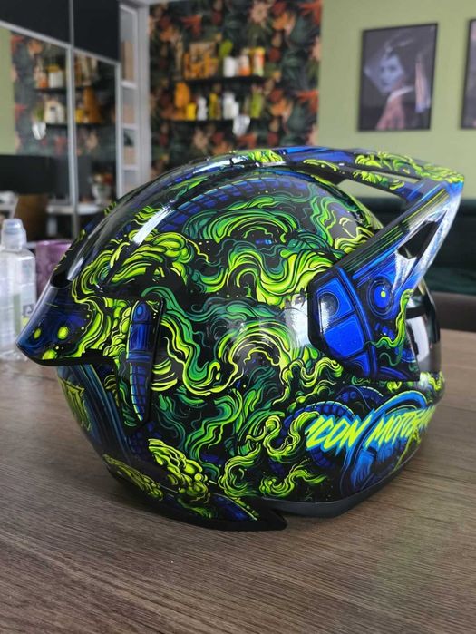Cască moto Icon Variant Pro Willy Pete + vizier extra + geantă – ca nouă