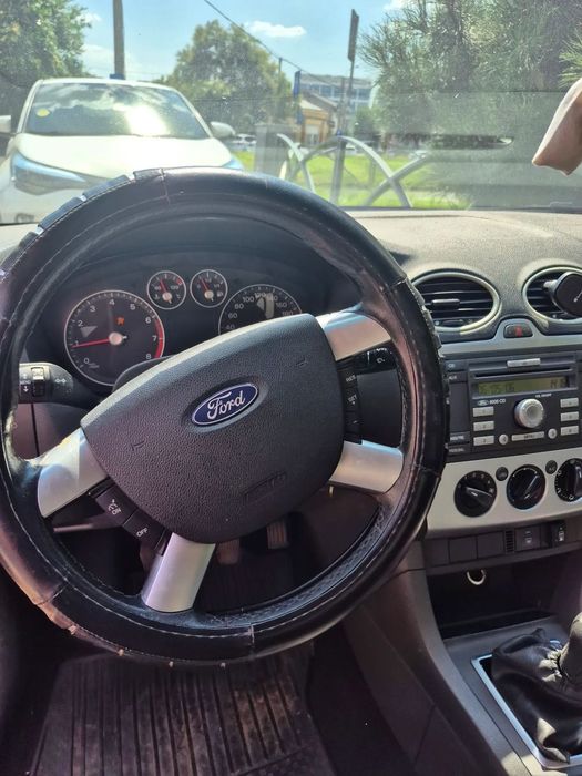 Ford Focus Al doilea proprietar. Stare buna. Are  instalație gpl.