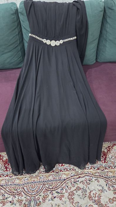 Продаётся шифоновое платье в пол