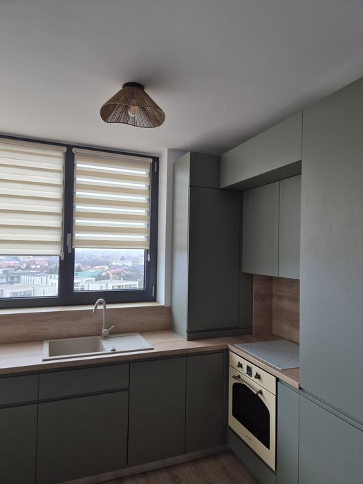 Inchiriez apartament in X City Tower