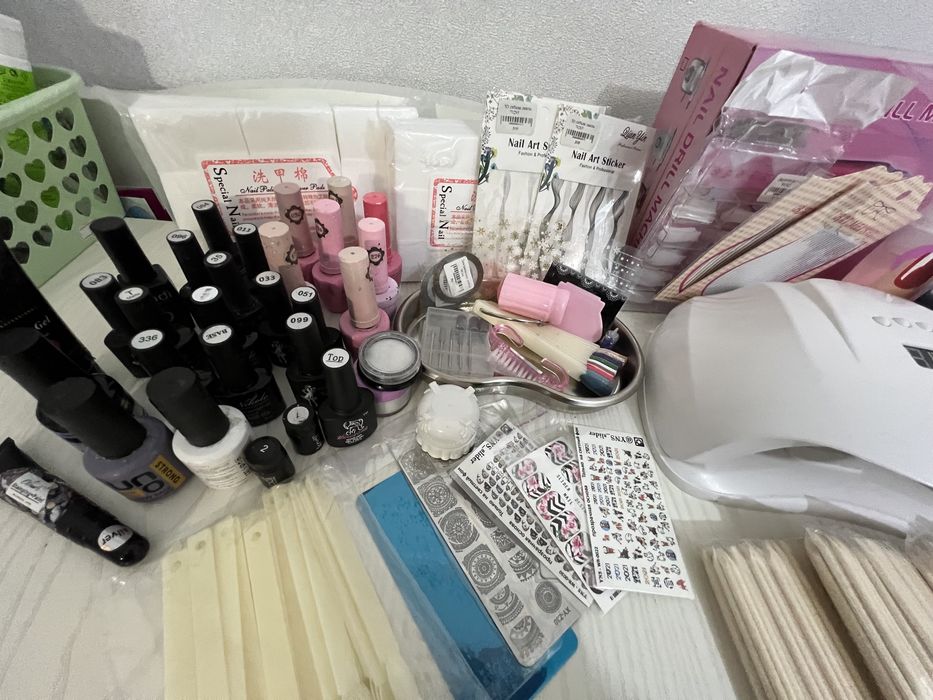 Продам маникюрный набор