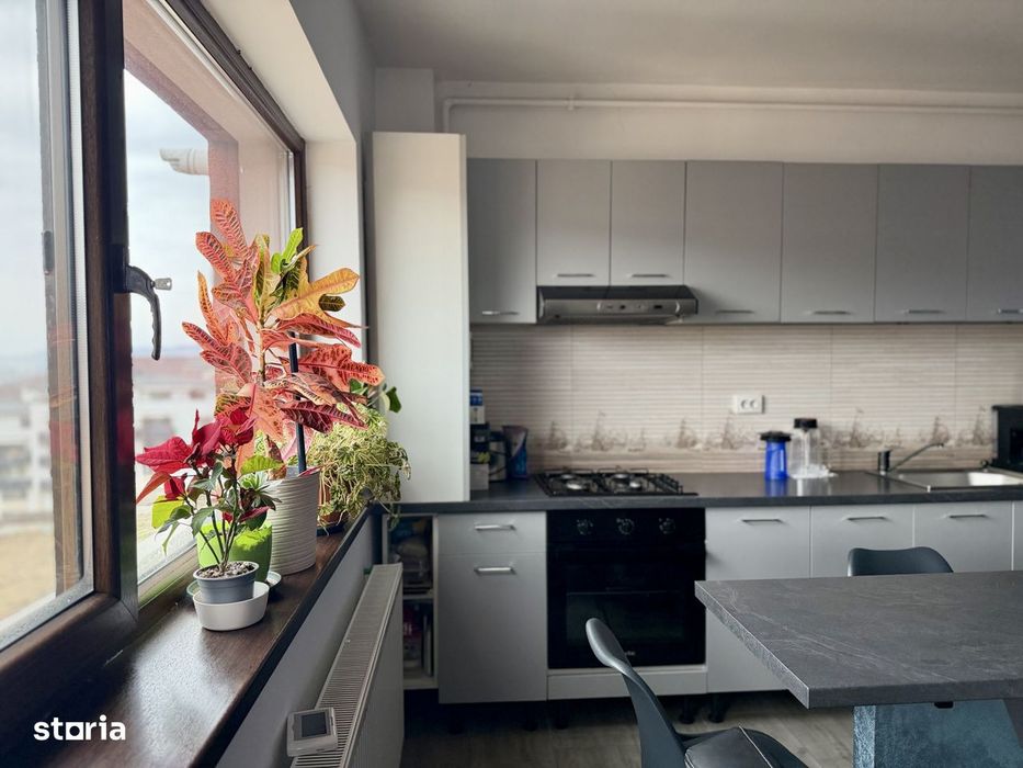 Apartament de 4 camere pe 2 nivele, 120 MP, 2 bai, zona Stejarului — fotografia 1