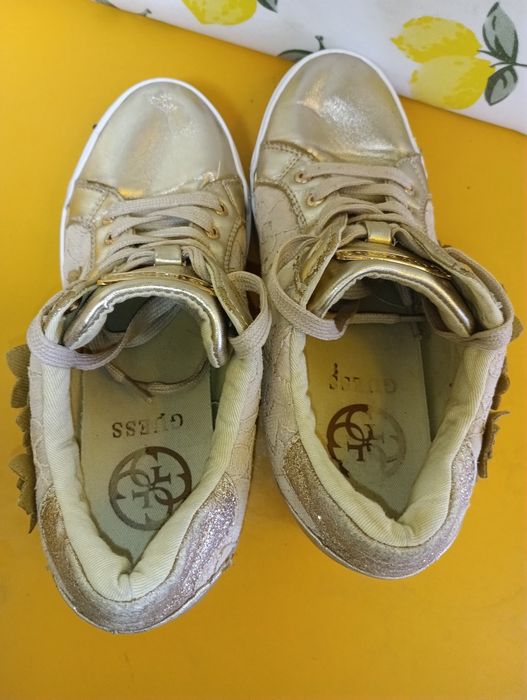 Guess кожени N 37 - 45 лв