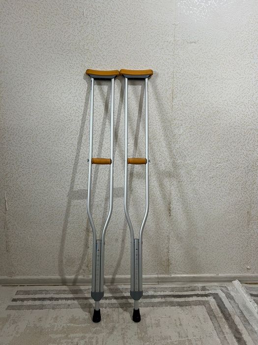 Костыли подмышечные