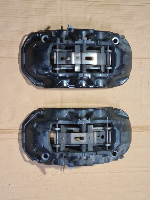 Спирачни апарати Брембо 6 бутално и 360мм дискове Алфа Джулия 2.9 QV