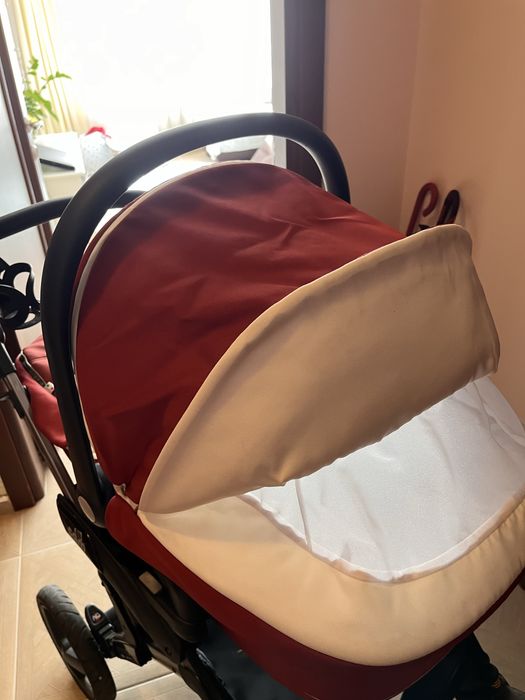 Комбинирана бебешка количка