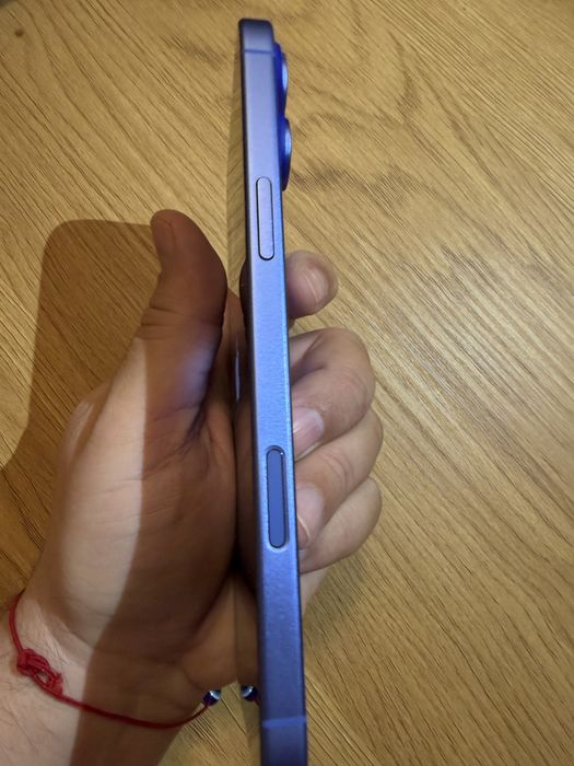 iPhone 16 Plus 128gb - 2 години гаранция остават