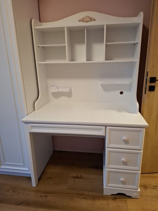 Ученическо бюро Rustic White с надстройка