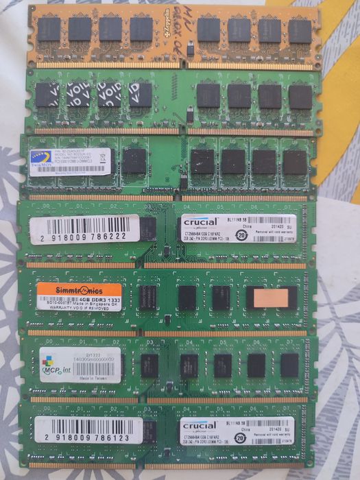 Продам память DDR3 DDR2