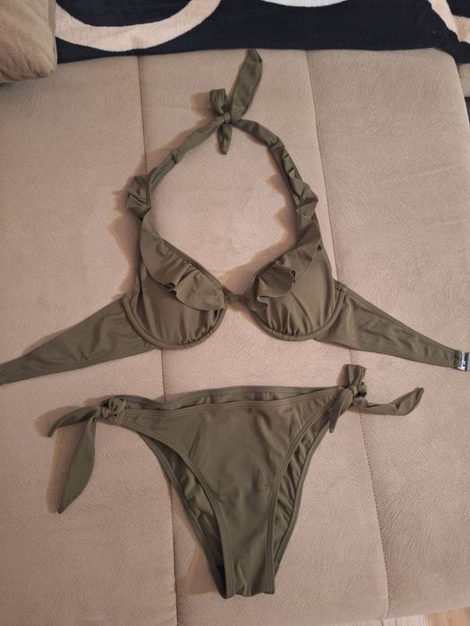 Costum baie,nou,cu eticheta,S