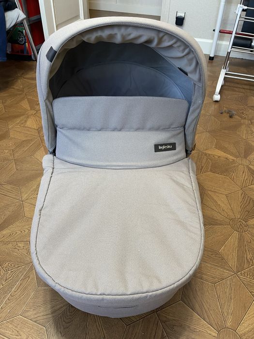 Inglesina Aptica люлька
