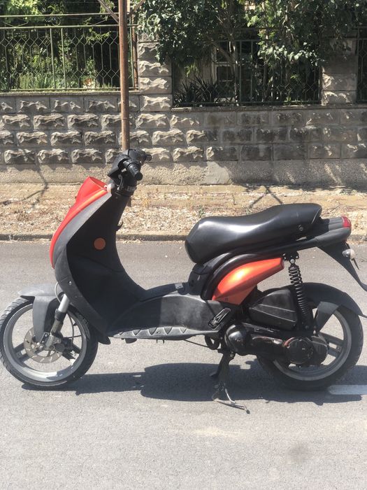 Продавам Пежо Ludix