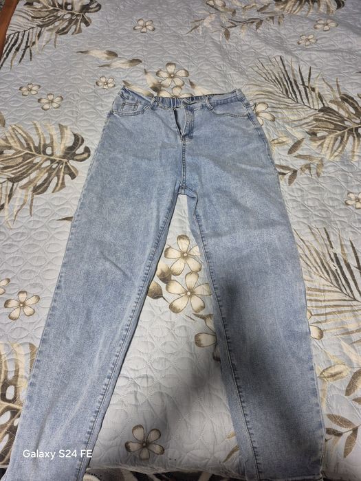 Женские джинсы голубой цвет