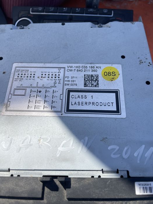 Радио за Фолксваген Туаран 2011 Volkswagen Touran 2011