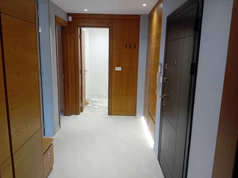 Дава се под наем Тристаен апартамент в София, Витоша - 115 кв.м за 970 € - Снимка #4