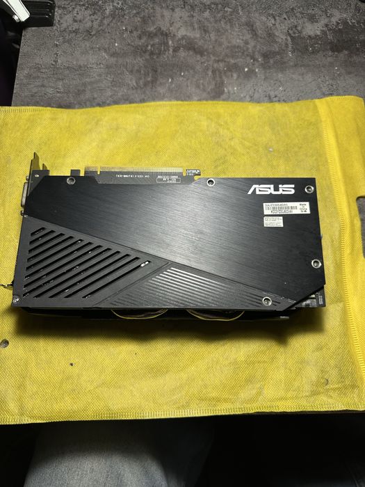 Asus GTX 1660SUPER