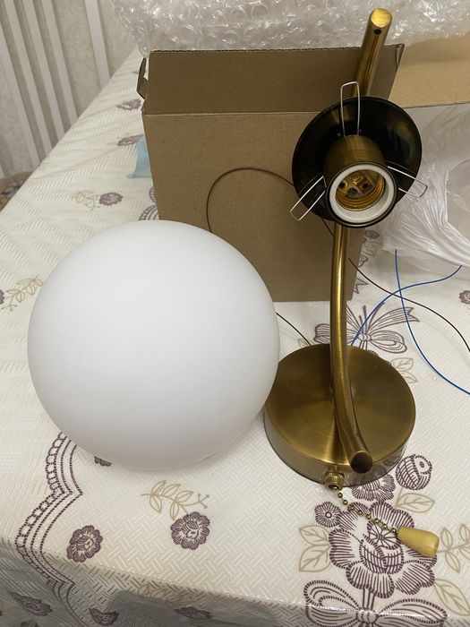 Бра настенный новая в упаковке