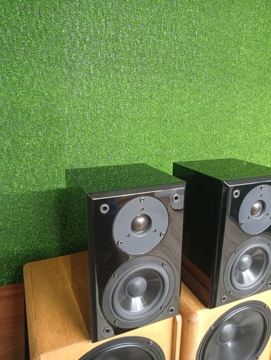 Тонколони Yamaha NX-E 300