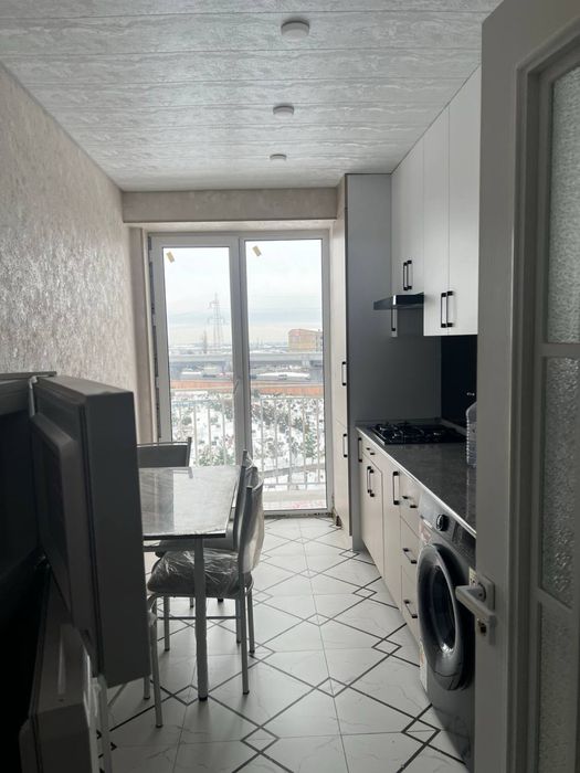 2 комнатная квартира в Компас Куйлюк Мирабадский район