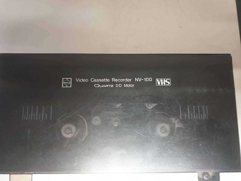 Видео Panasonic nv-100-em VHS Няма кабели. Не е тествано, свалено от