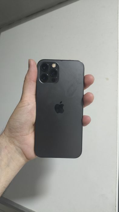 Продам айфон 12 про 256 г