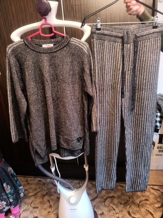 Vand costume dama noi