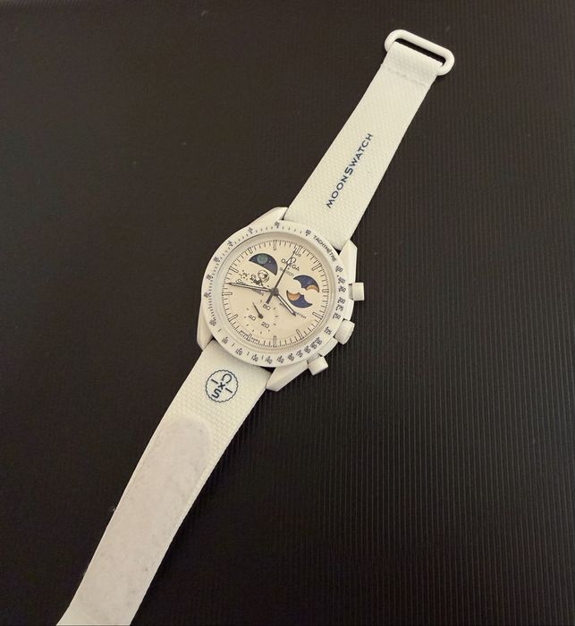 Omega moonswatch